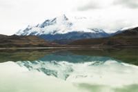 © Copyright - Raphael Kessler 2011 - Chile - Torres del Paine - Mountain with reflection