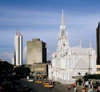 © Copyright Raphael Kessler 2011 - Cali - Cathedral