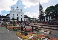 © Copyright Raphael Kessler 2011 - Antioquia - Village fruit vendor