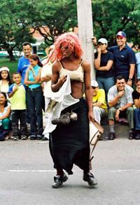 © Copyright Raphael Kessler - Colombia - Hustler