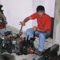 © Copyright Raphael Kessler - Ecuador - Driver