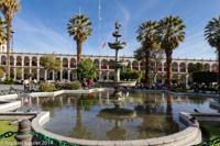 © Copyright - Raphael Kessler 2014 - Peru - Arequipa Plaza de Armas - Fountain