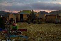 © Copyright - Raphael Kessler 2014 - Peru - Puno - Totoro reed raft (uros)