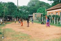 © Copyright - Raphael Kessler 2011 - Paraguay - Maka women playing volleyball