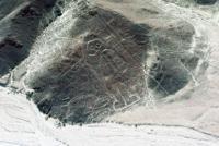 © Copyright - Raphael Kessler 2011 - Peru - Nazca and Palpa lines - Big Eyes