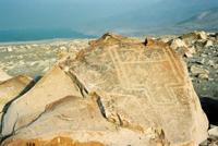 © Copyright - Raphael Kessler 2011 - Peru - Toro Muerto Petroglyphs - Boxy