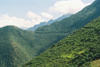 © Copyright - Raphael Kessler 2011 - Peru - Choquekirao - In the distance