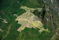 © Copyright - Raphael Kessler 2011 - Peru - Macchu Picchu - View of the site looking like a condor