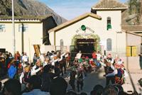 © Copyright - Raphael Kessler 2011 - Peru - Ollantaytambo - Church ropes