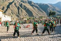 © Copyright - Raphael Kessler 2011 - Peru - Ollantaytambo - Whip