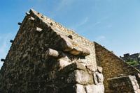 © Copyright - Raphael Kessler 2011 - Peru - Macchu Picchu - Peaked roof