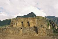 © Copyright - Raphael Kessler 2011 - Peru - Macchu Picchu - small building