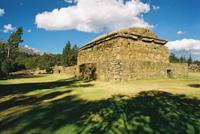 © Copyright - Raphael Kessler 2011 - Peru - Wilcawain - Pre-Colombian site