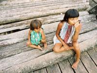 © Copyright - Raphael Kessler 2011 - Venezuela - Orinoco Delta - Warao tribes people - Nose pickers