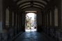 (c) Copyright Raphael Kessler 2012 - Italy - Sicily - Catania - Passageway